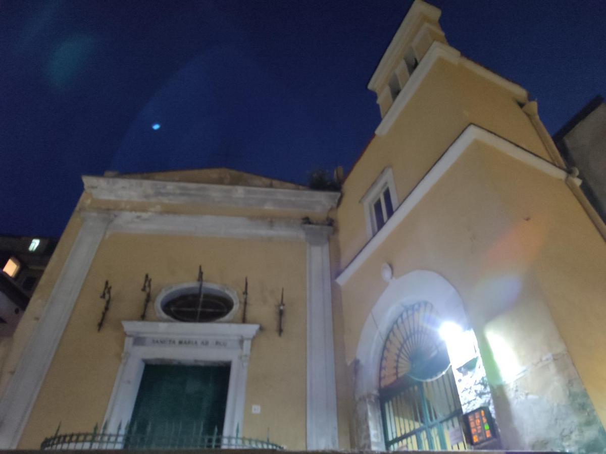 Casetta Al Vomero Napoli Exterior foto